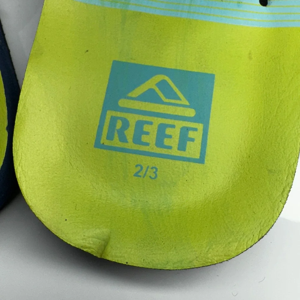 Reef Flip Flops Sandals Youth Kids Size 2/3 Blue‎ Green Stripe Beach Pool